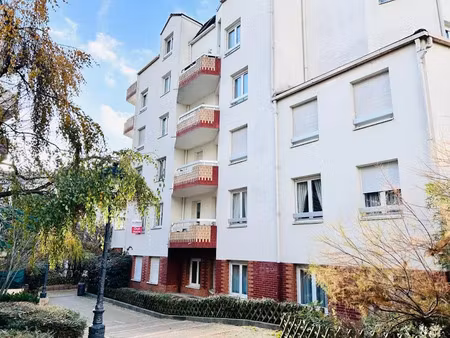 location appartement 4 pièces 75 m² à nogent-sur-marne (94130)  1 990 €