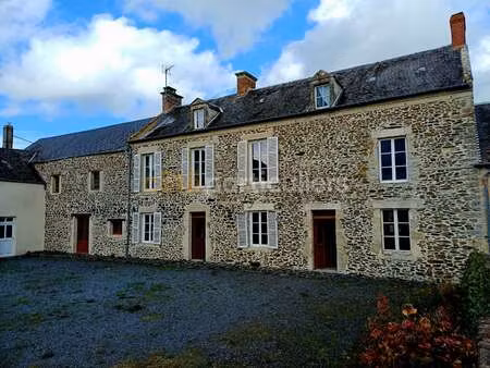 vente longère et corps de ferme au molay-littry (14330) : à vendre / 125m² le molay-littry