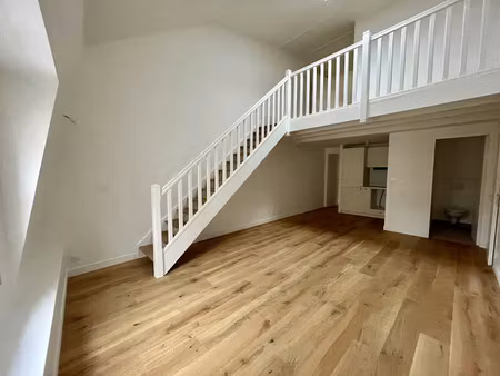 location maison 3 pièces 67.07 m² à bordeaux (33000)  1 244 €