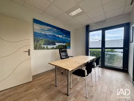 location locaux professionnels 12 m² à champagne-au-mont-d'or (69410)  480 €