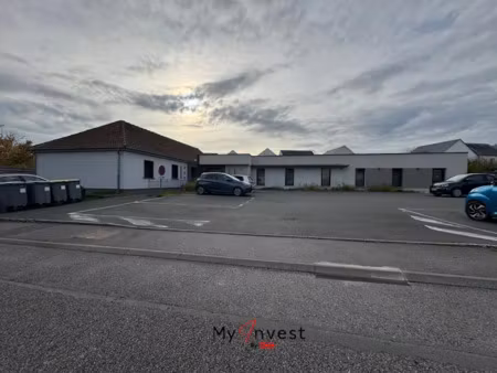 location locaux professionnels à laon (02000)  nan €