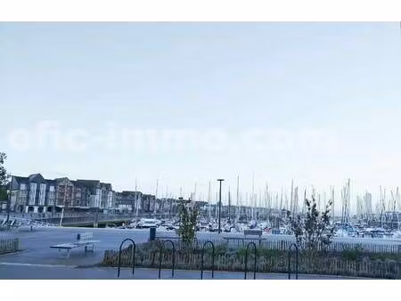 vente bureaux et commerces à arzon (56640) : à vendre / 100m² arzon