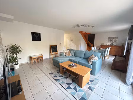 maison individuelle de 6 pieces a vendre a plaisir