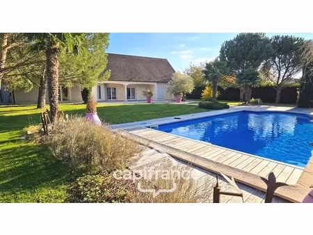 chalon sur saone  villa 370 m²  11 pièces  piscine  dépendances sur 3325 m² de terrain