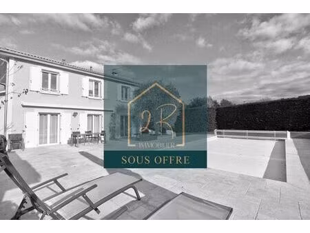 prestigieuse maison en vente simandres  auvergne-rhône-alpes