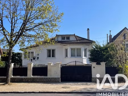 vente maison traditionnelle 8 pièces