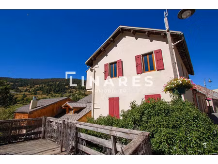 vente appartement 6 pièces 143 m² vars (05560)