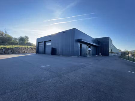 location commerce 313 m² à boulieu-lès-annonay (07100)