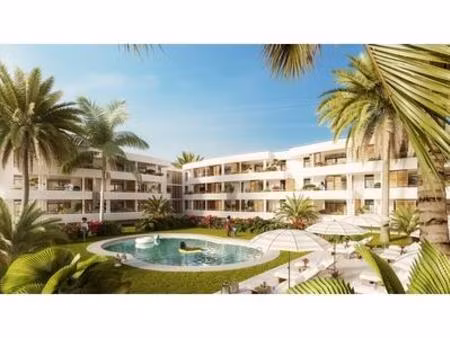 a vendre appartement t2 en rdc à sainte-anne - face piscine  guadeloupe