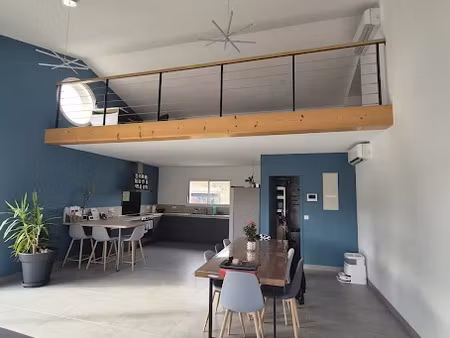 vente maison 5 pièces 116 m² à saint-ciers-champagne (17520)  230 000 €