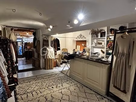 boutique de 50 m² à forcalquier