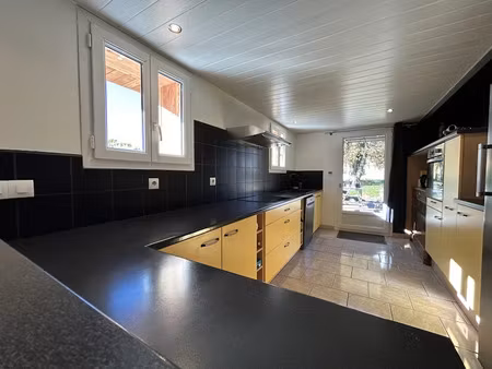 vente maison 5 pièces 200 m² à dampierre (39700)  250 000 €