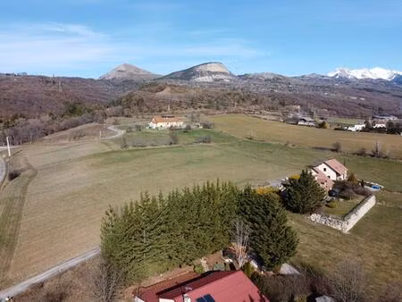 terrain gap 593 m2
