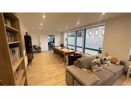 vente maison 17 pièces 320 m² à saint-nicolas-du-pélem (22480)  299 000 €