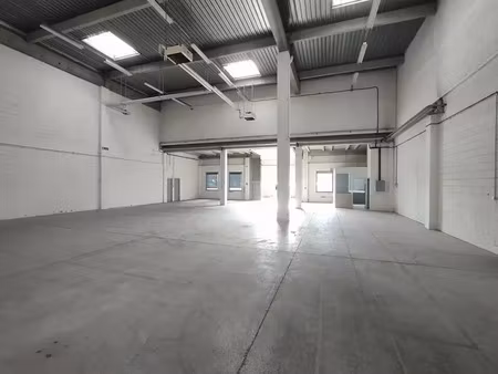 local d'activite a vendre