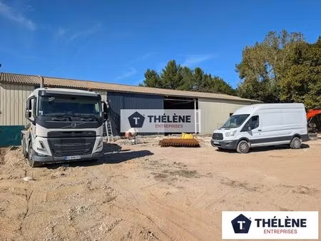 location commerce 550 m² à aimargues (30470)