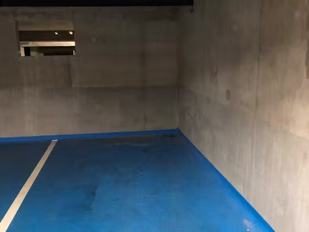 location parking / box  créteil