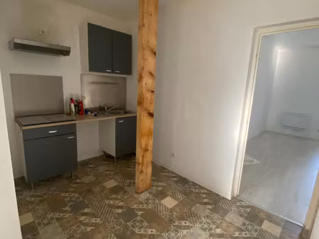 appartement 3 pièces - 49.59 m² - argenton sur creuse centre-ville
