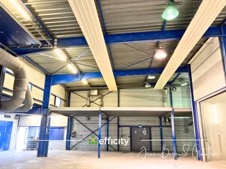 local commercial 6 pièces - 2650 m²