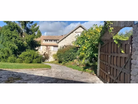 vente maison 8 pièces 274 m² à montfort-l'amaury (78490)  450 000 €