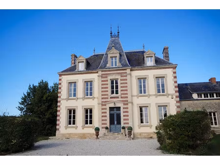 vente propriété 13 pièces 358 m² à vierville-sur-mer (14710)  970 000 €