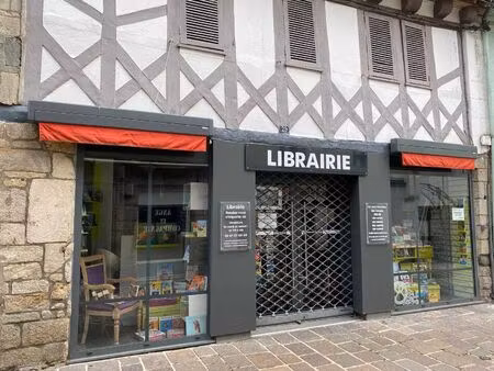 vente immeuble 151 m² pontivy (56300)