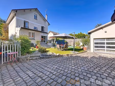 vente maison 6 pièces 191 m² à la varenne saint hilaire (94210)  995 000 €