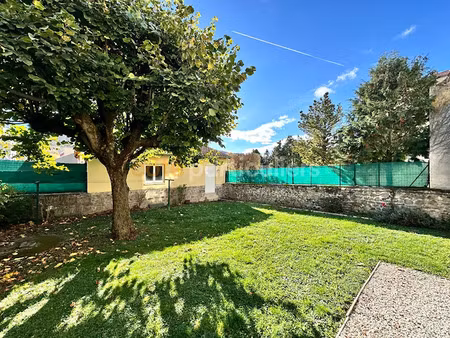 vente appartement 5 pièces 133 m² à vals-près-le-puy (43750)  272 000 €
