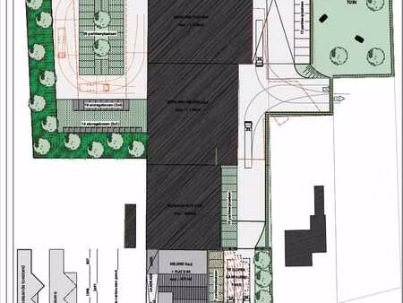 entrepôt/remise/atelier de 604m²  plusieurs unités possibles