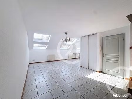 appartement 5 pièces 100 m²