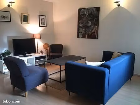 maison de ville meublée à louer sur thuir