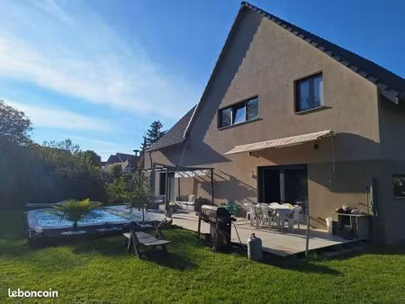 propriété 8 pièces 275 m²