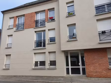 location appartement 3 pièces 52 m² à bresles (60510)  700 €