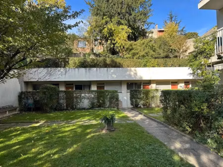 location meublée appartement 1 pièce 12 m² à suresnes (92150)  720 €