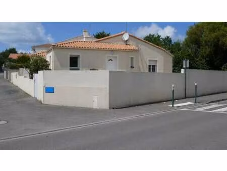 location maison aux sables-d'olonne (85100) : à louer / 110m² les sables-d'olonne