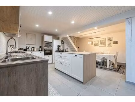 maison de caractère rénovée 7 pièces 175 m² au calme