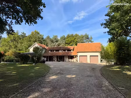 maison 6 pièces 158 m²