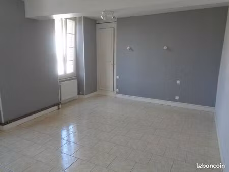 grand t4 avec espaces verts