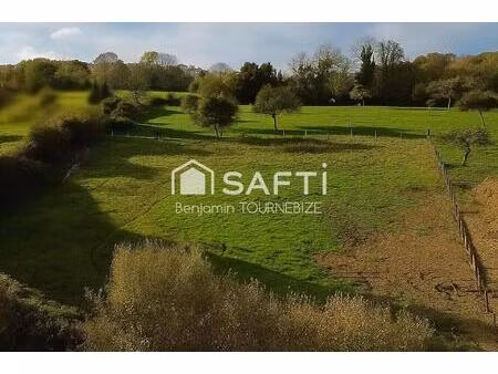 vue  calme  proche de toutes commodités