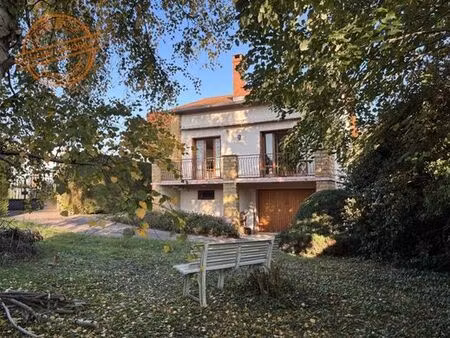 maison de luxe de 5 pièces en vente à champagne-au-mont-d'or  france
