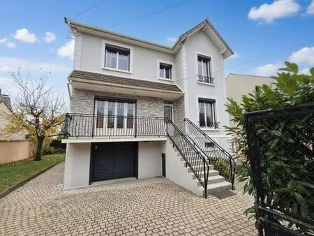 maison de 5 pièces de luxe en vente à gournay-sur-marne  île-de-france
