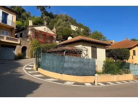 maison de pêcheur en plein centre de théoule-sur-mer