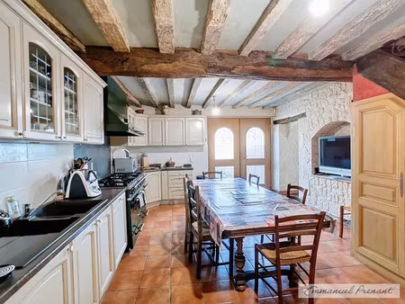 vente maison 10 pièces 210 m² cellé (41360)