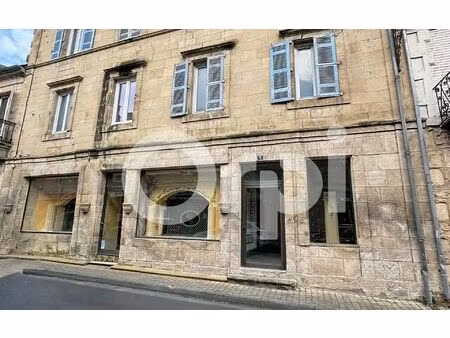 immeuble montignac 236.07 m² t-7 à vendre  255 000 €