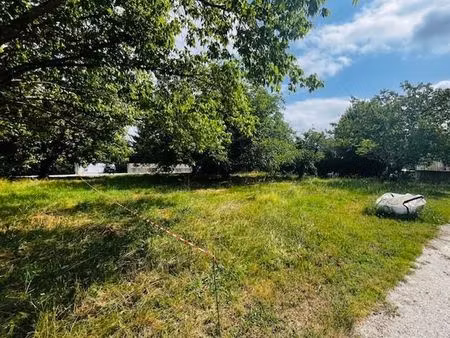 terrain 700 m² saint-pardon-de-conques
