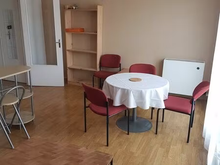 t1 meublé proche iut  utt