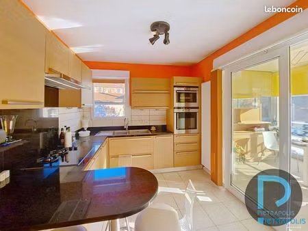 appartement 5 pièces 122 m²