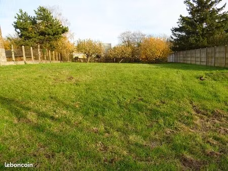 terrain 870 m² touligny