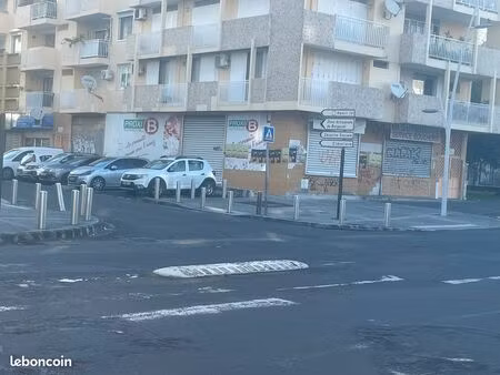 local commercial 320 m2 a pointe-a-pitre