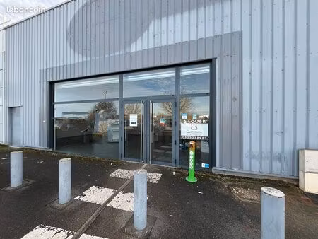 local commercial 370 m² laon